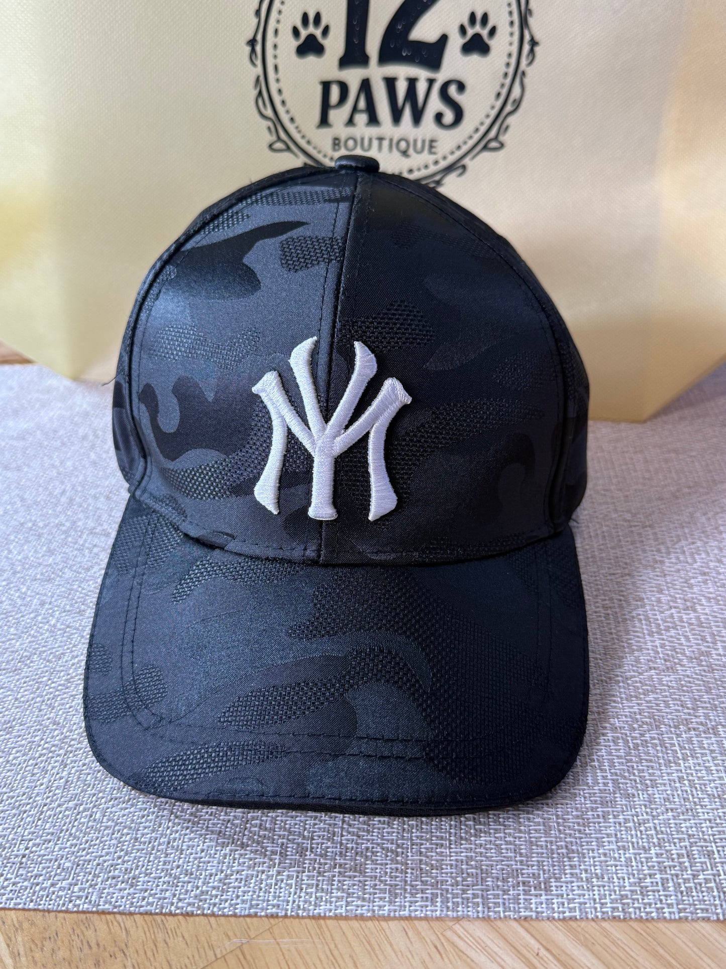 New York Yankees black camo embroidered baseball cap